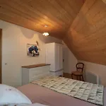 La Fermette De Loucheyre 3* Saint-Amandin