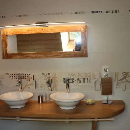 Bed & Breakfast La Fermette De Loucheyre Saint-Amandin